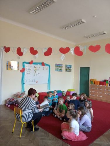 biblioteka001.jpg